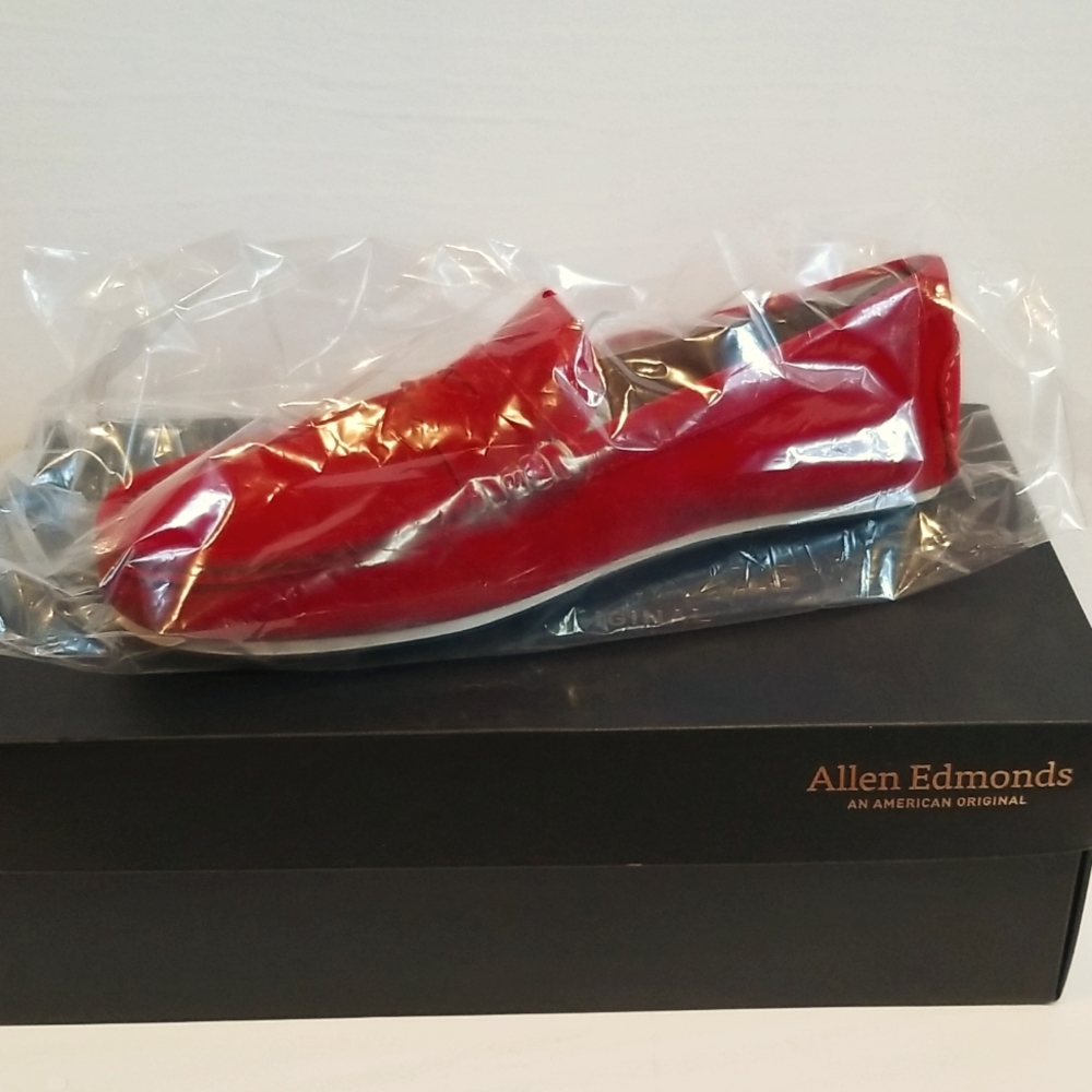 Allen Edmonds Red Suede Driving-style Turner Penny loafer size 10D US